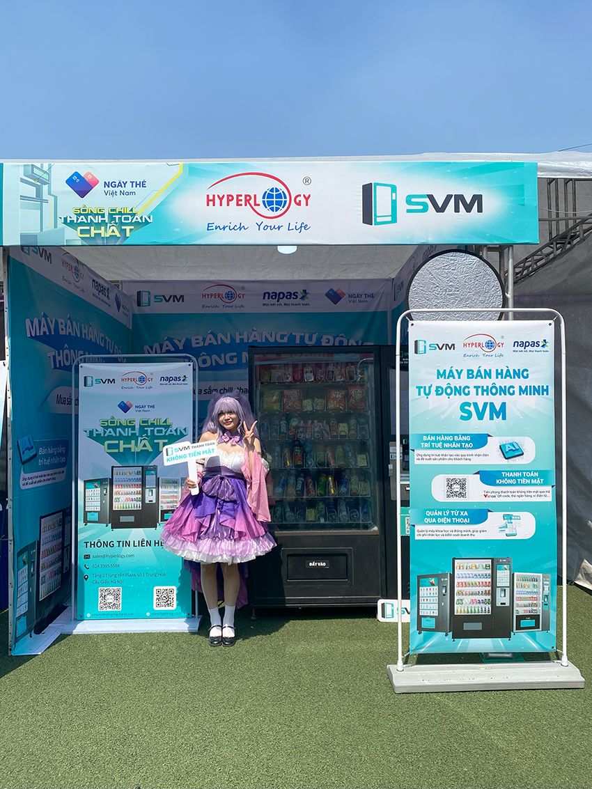 20241008 Ngày thẻ Việt Nam 2024_Máy bán hàng tự động SVM_SVM_Smart Vending Machine_thanh toán không tiền mặt_vietqr_thẻ ngân hàng 9